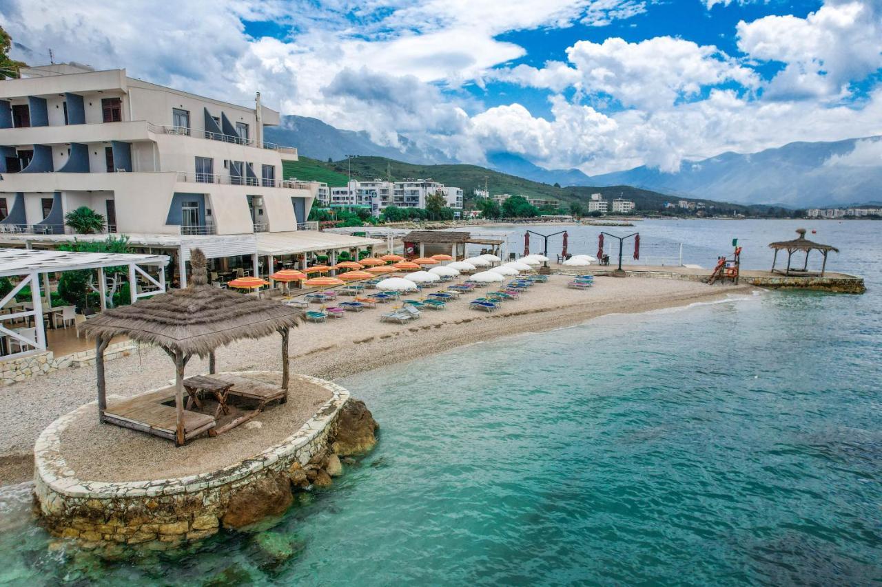 Grand Hotel Aita Radhimë Dış mekan fotoğraf