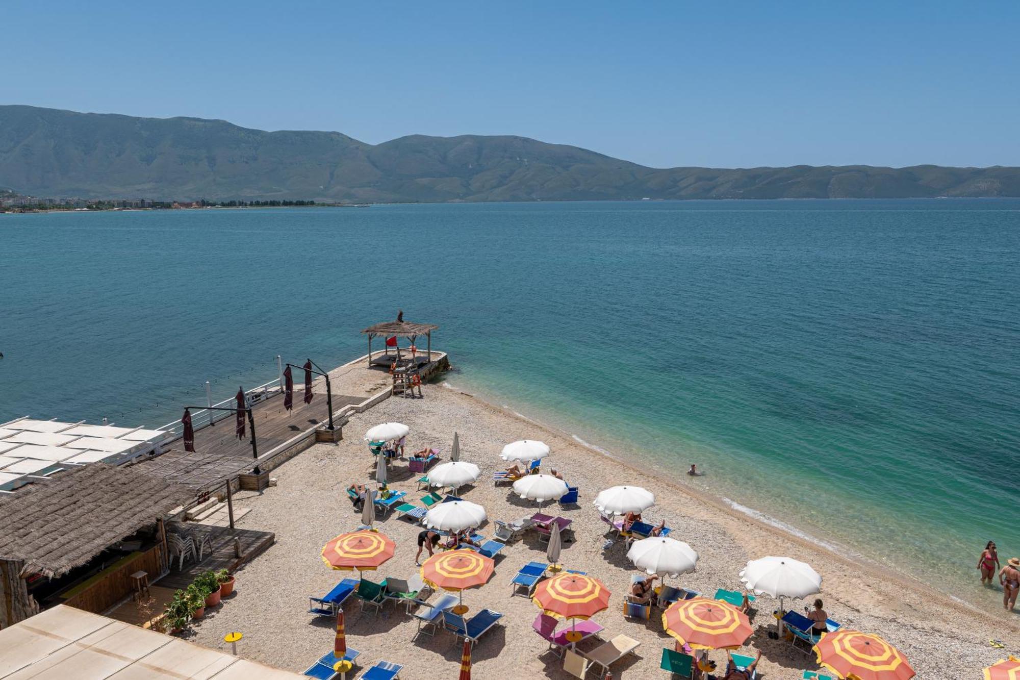 Grand Hotel Aita Radhimë Dış mekan fotoğraf