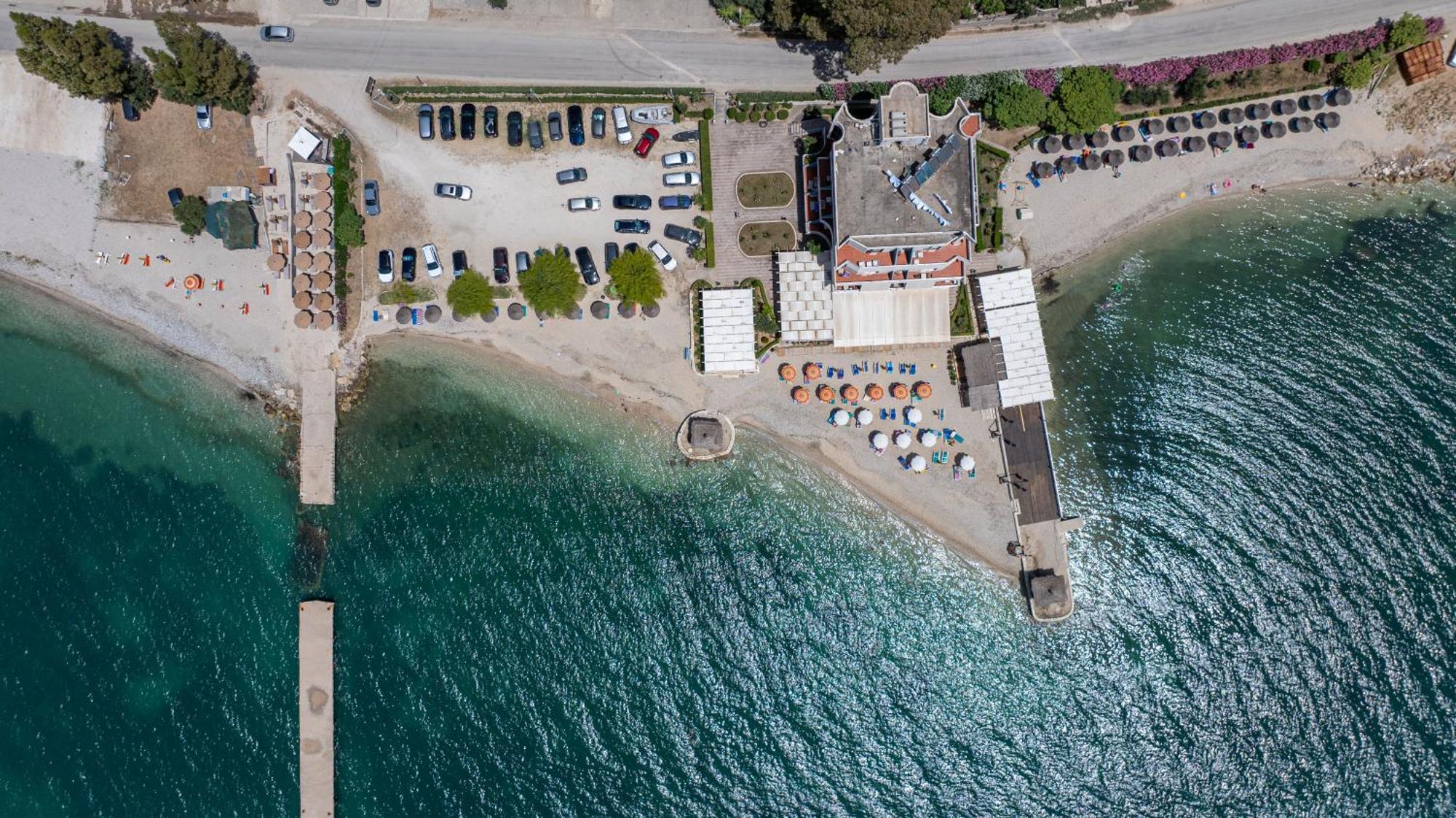 Grand Hotel Aita Radhimë Dış mekan fotoğraf